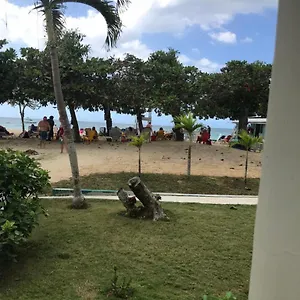 negril-beach-club-condos-j11.hotelsnegriljamaica.com/